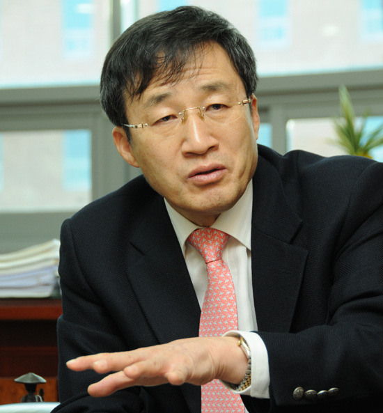GIST College Dean Kwan Heng Lee, Interviewed with College Journal 이미지