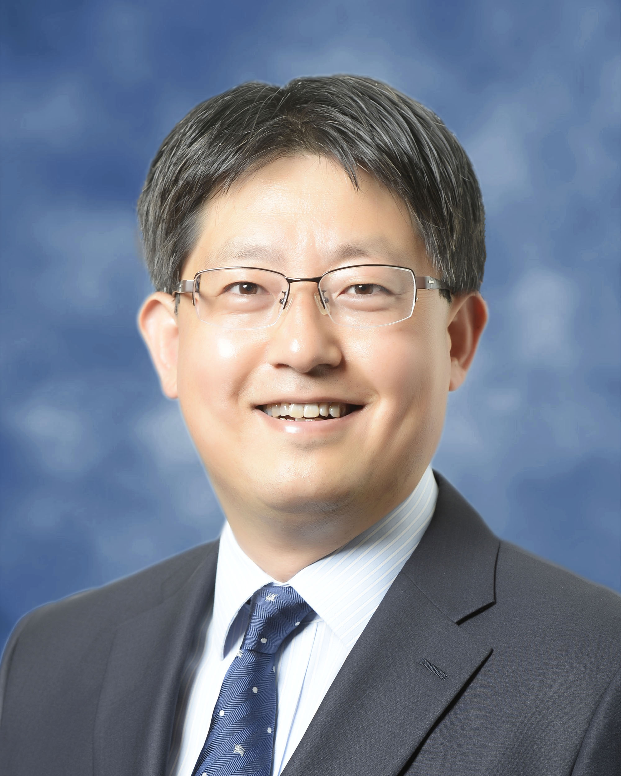 Professor Inchan Kwon was honored by Minister of Education for his distinguished service to industry-academic cooperation 이미지