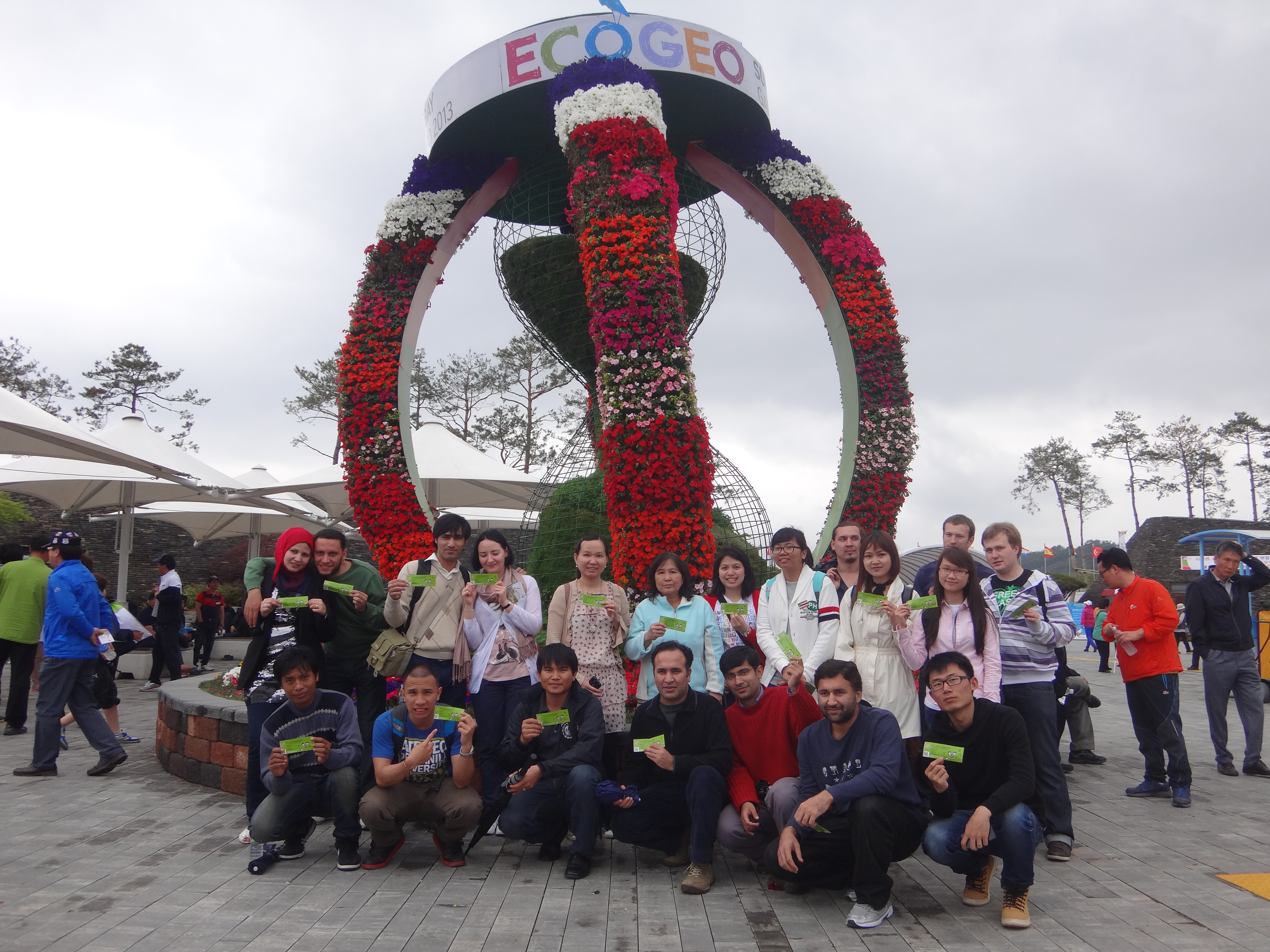 Field trip for the Foreigners at GIST to Explore Historic and Culturally Meaningful Sites in Spring 2013 이미지