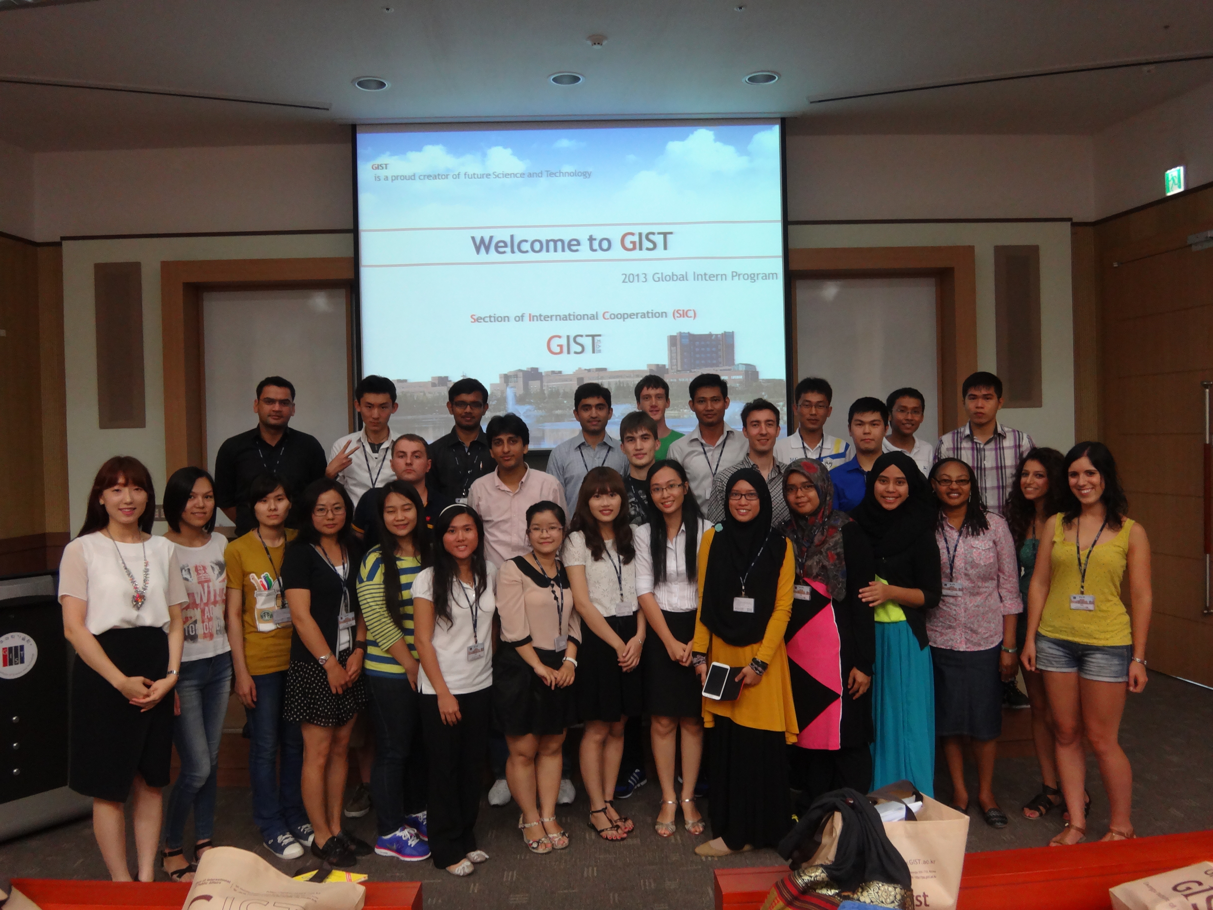 The 2013 Global Internship Program Orientation Session 이미지