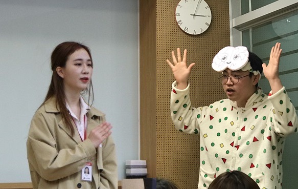 GIST College students Yeonho Kim and Seung-young Yoo advance to the national round of the 2019 FameLab Korea competition as top 10 finalists 이미지